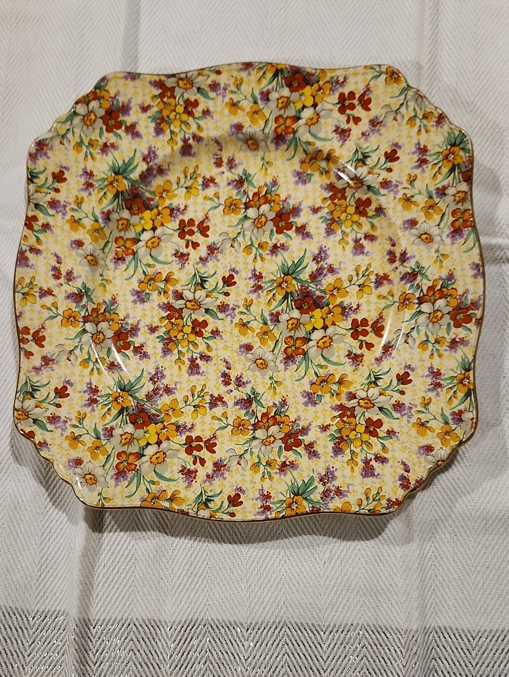 Royal Winton Grimwades  Sweet Nancy Floral Pattern Plate  Yellow Multi
